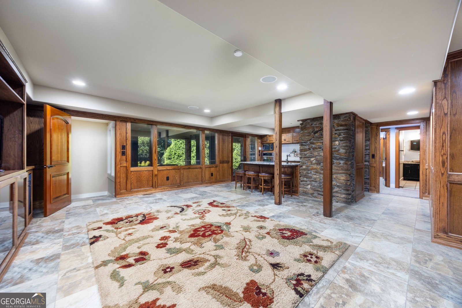 6045 Round Hill Court Columbus - 2