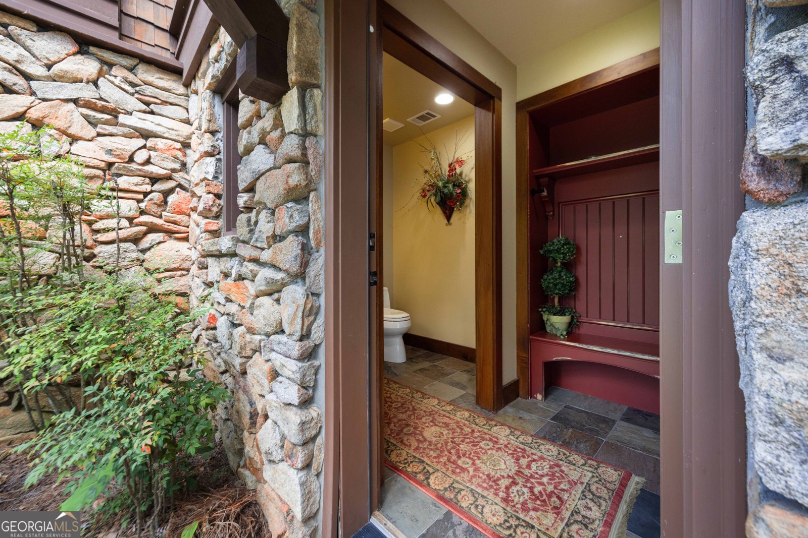 6045 Round Hill Court Columbus - 43