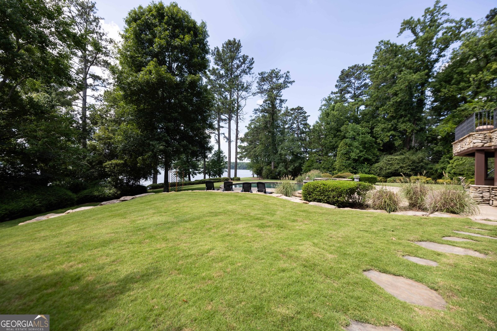 6045 Round Hill Court Columbus - 44