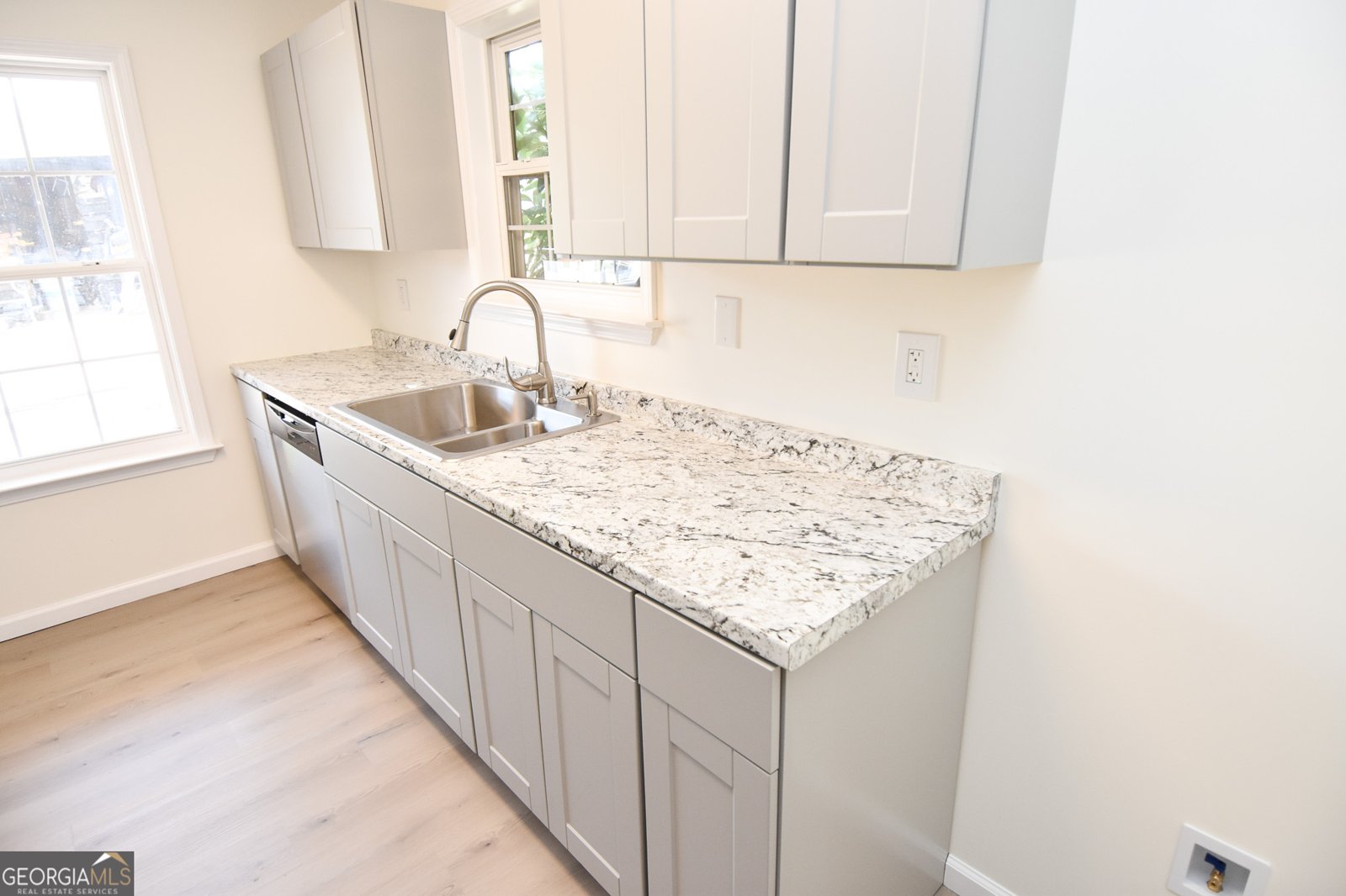 1616 Summerwoods Circle Griffin - 16
