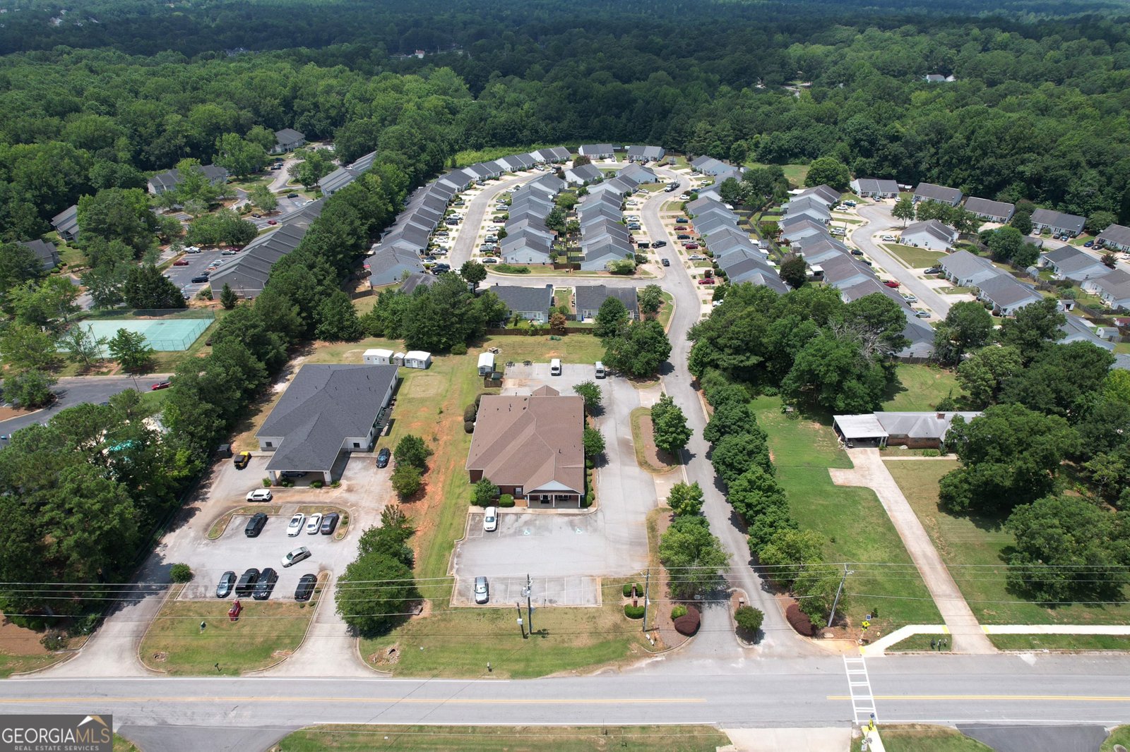 1616 Summerwoods Circle Griffin - 32