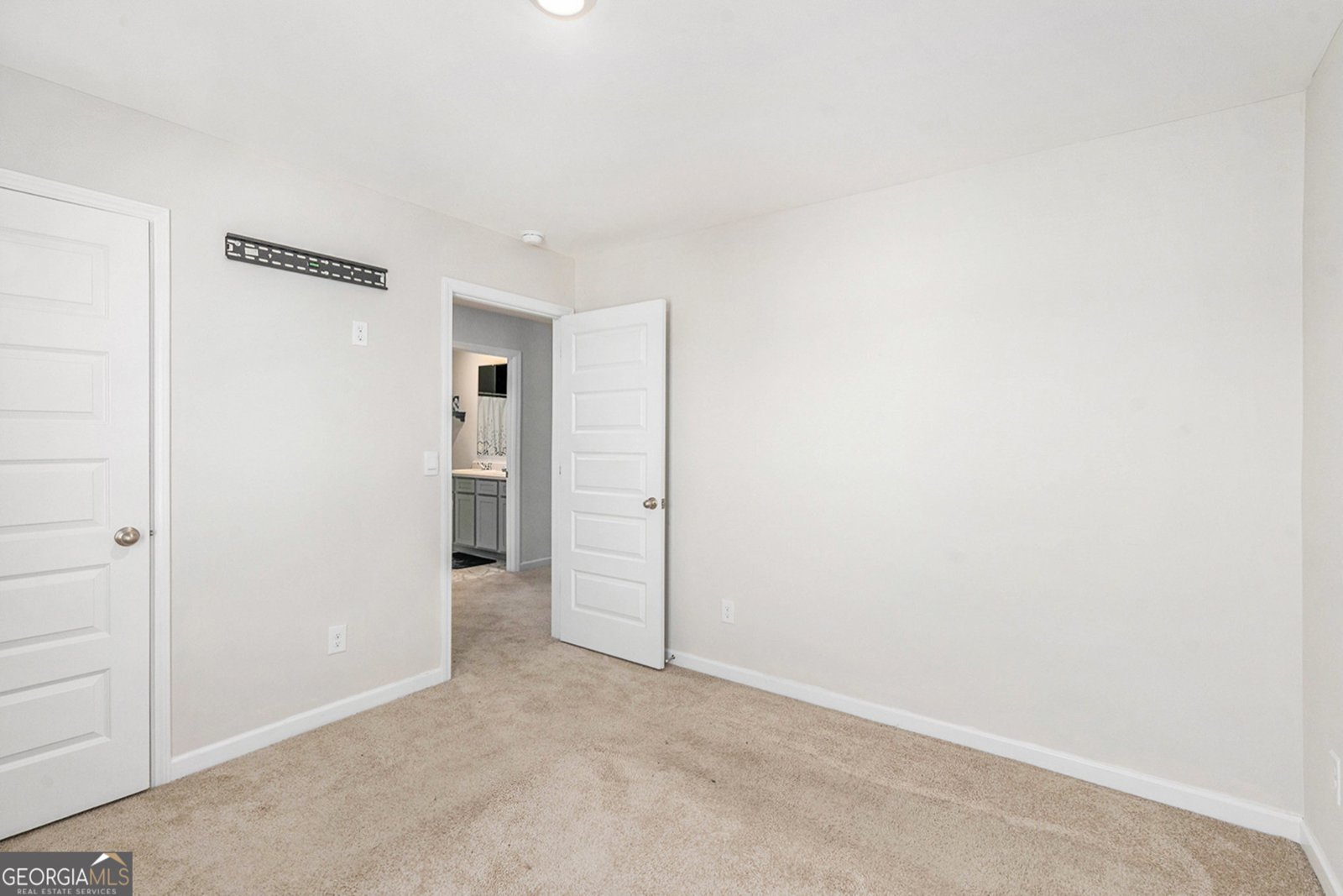12167 Conrad Circle Hampton - 18
