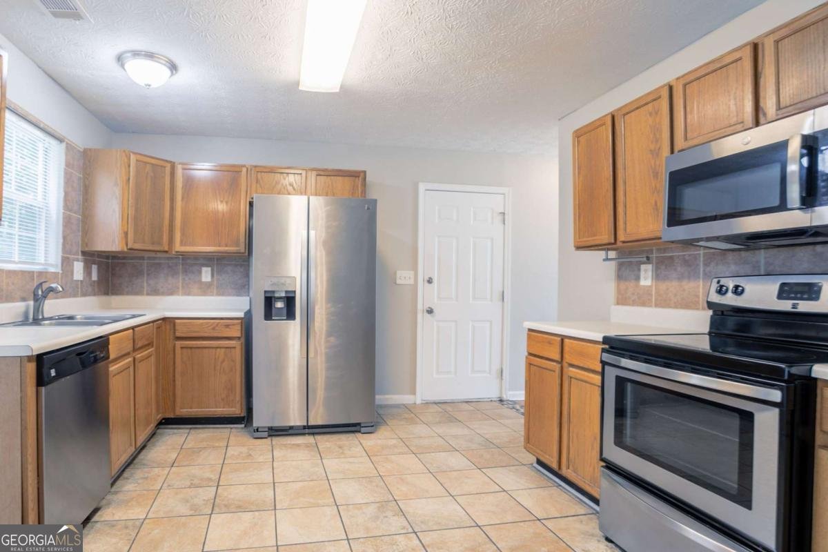 5867 Heritage Walk Lithonia - 16