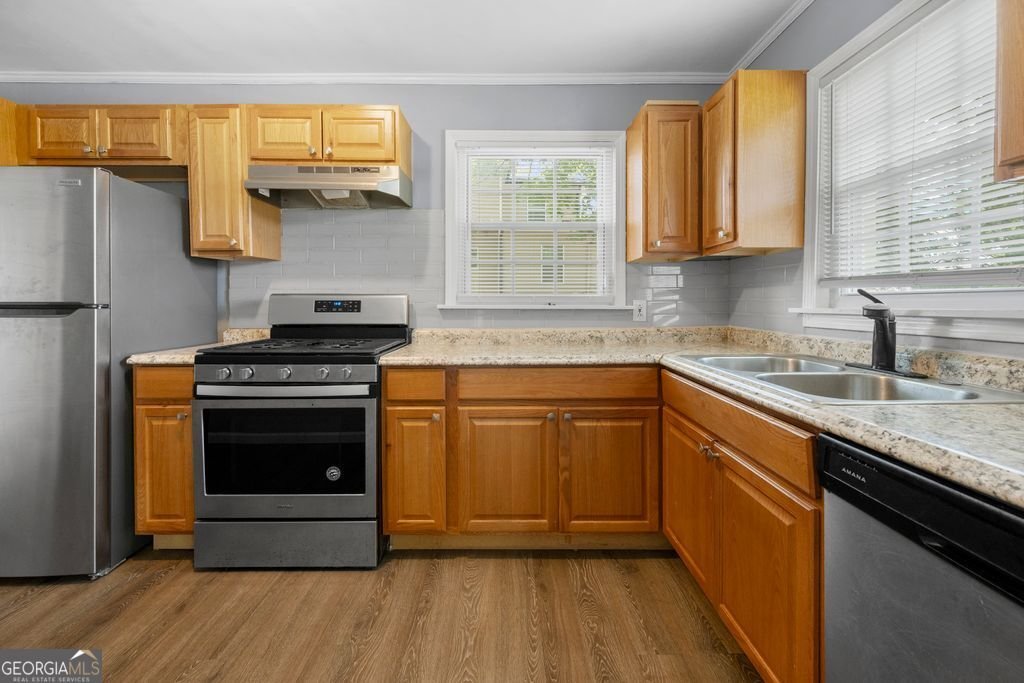 1472 Norman Berry Drive East Point - 2
