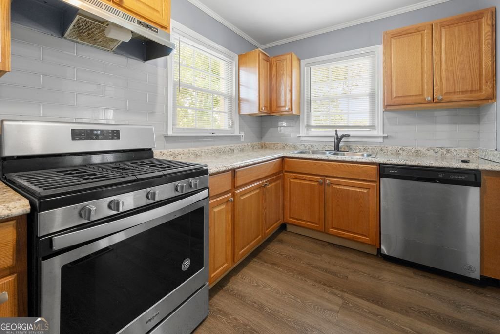 1472 Norman Berry Drive East Point - 4