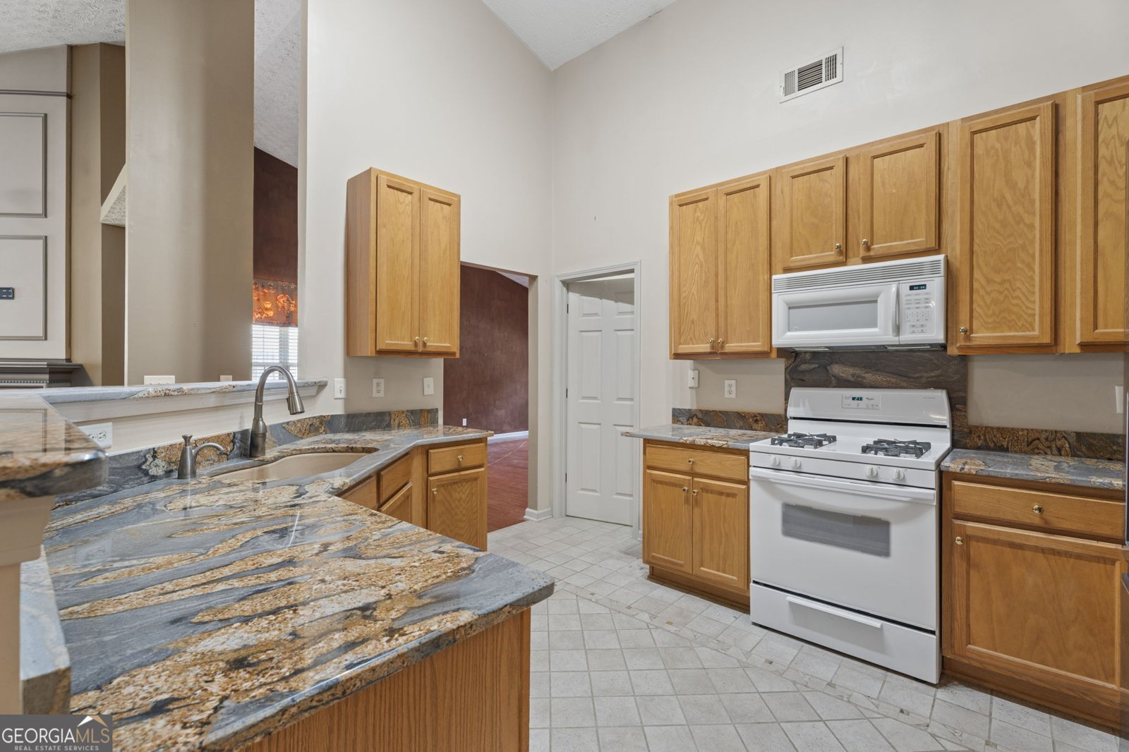 377 Avian Forest Drive Stockbridge - 11