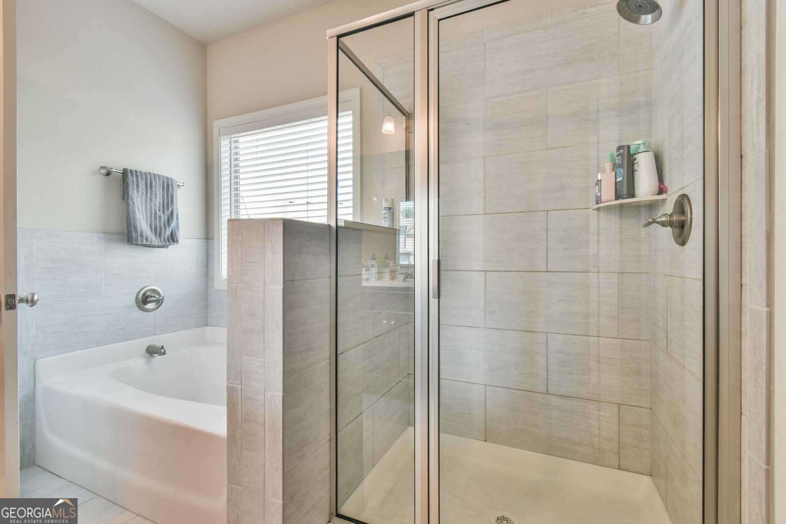2102 Black Pebble Circle Buford - 18