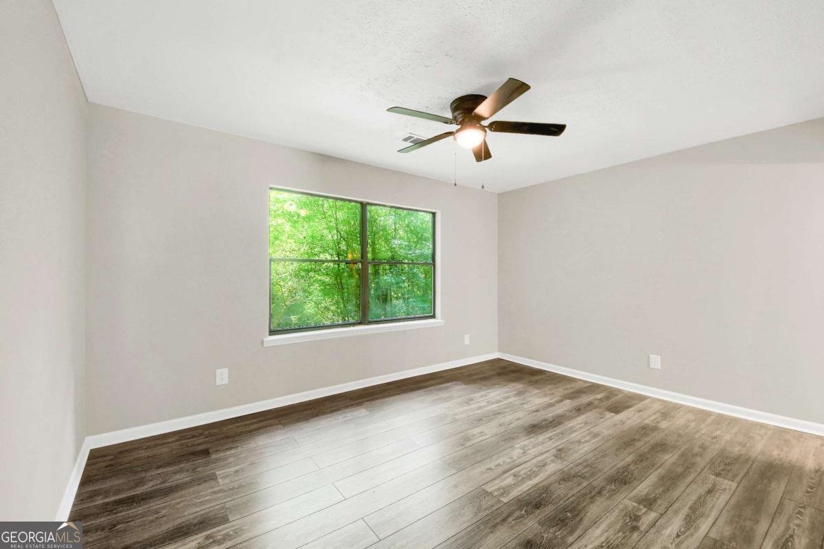 558 Newlin Court Lawrenceville - 11