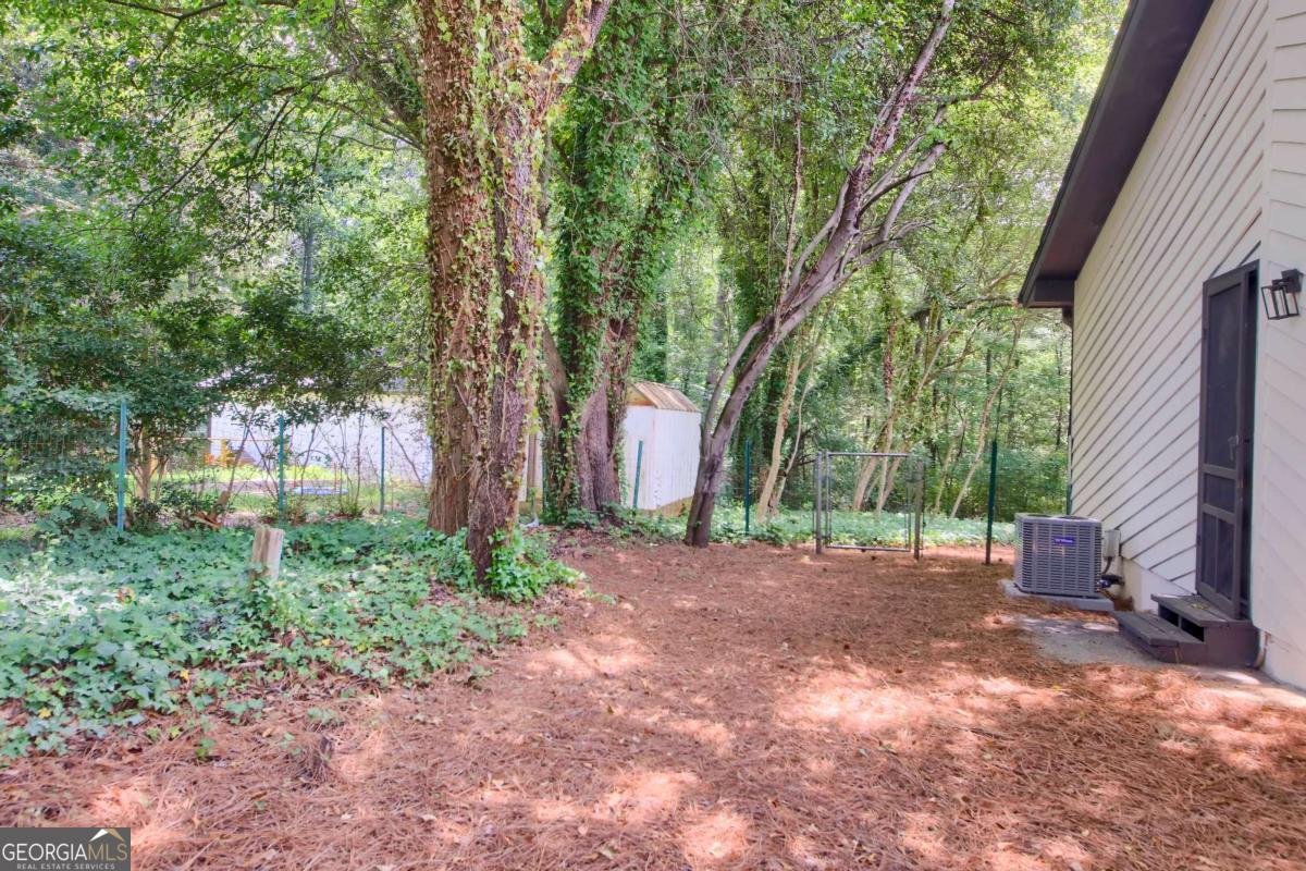 558 Newlin Court Lawrenceville - 24
