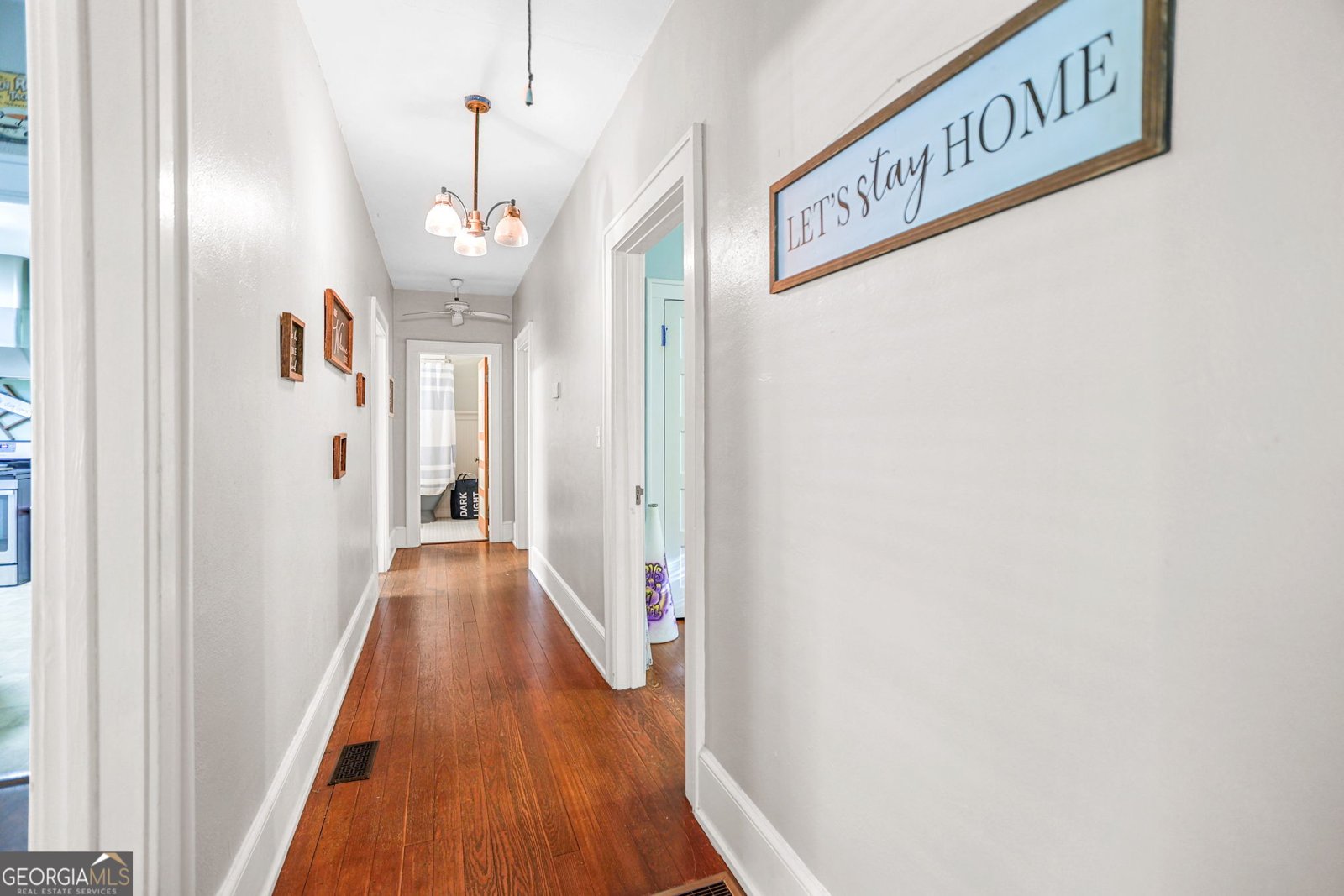 17868 Main Street Woodbury - 19