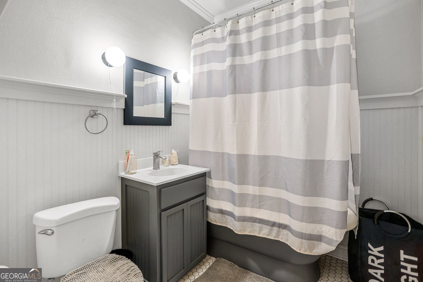 17868 Main Street Woodbury - 24