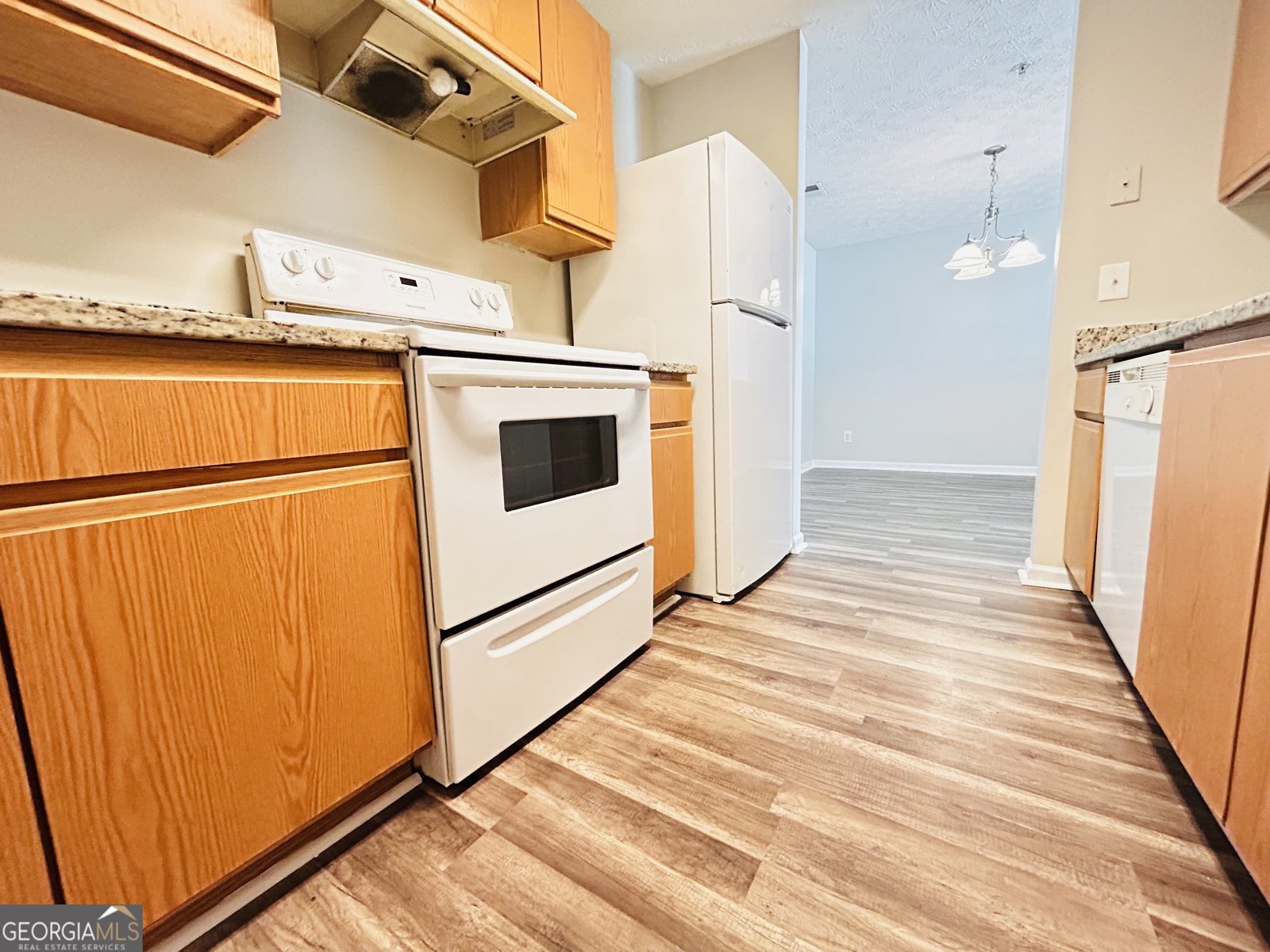 8201 Fairington Village Drive Lithonia - 4