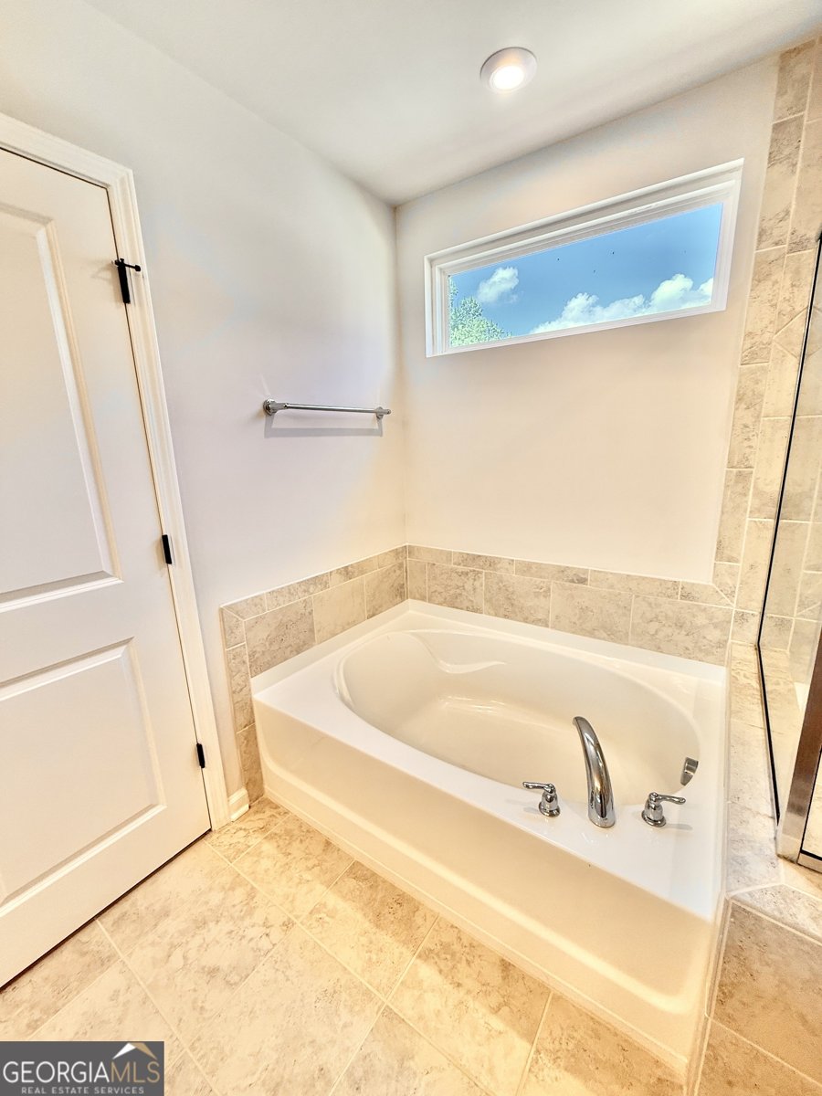 5599 Wheeler Ridge Road Auburn - 30