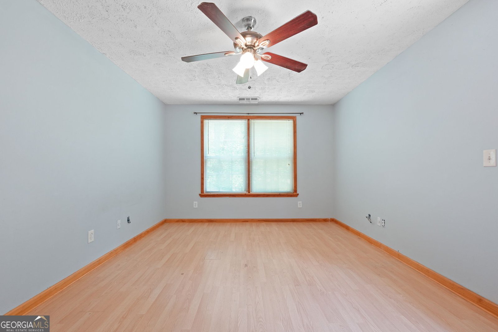 207 Conkle Road Hampton - 19