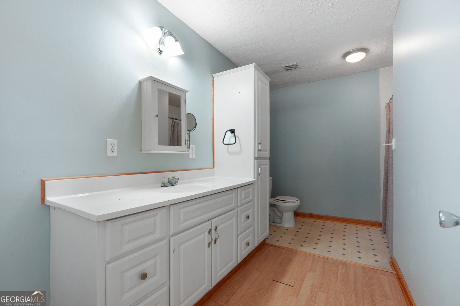 207 Conkle Road Hampton - 21