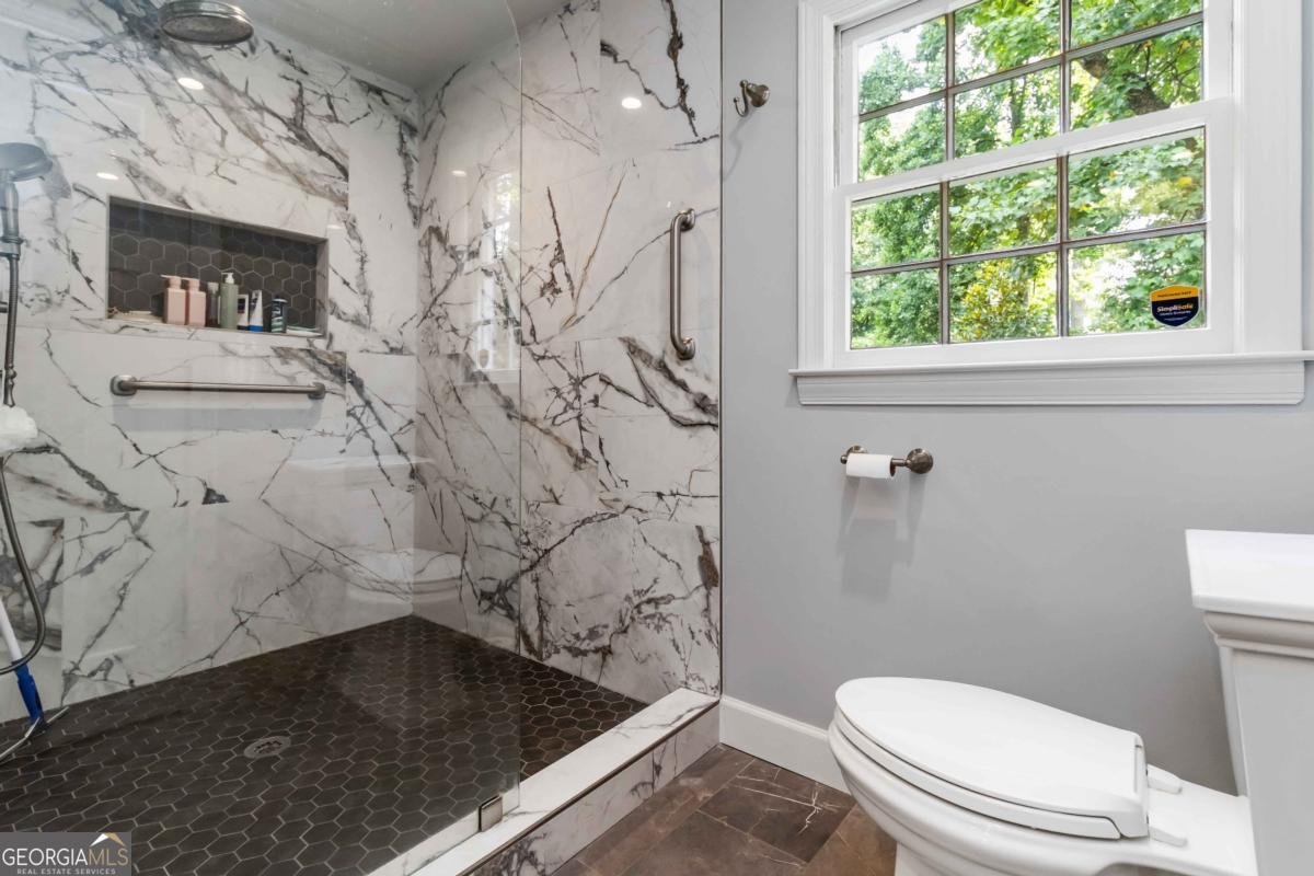 2628 Tanglewood Road Decatur - 33