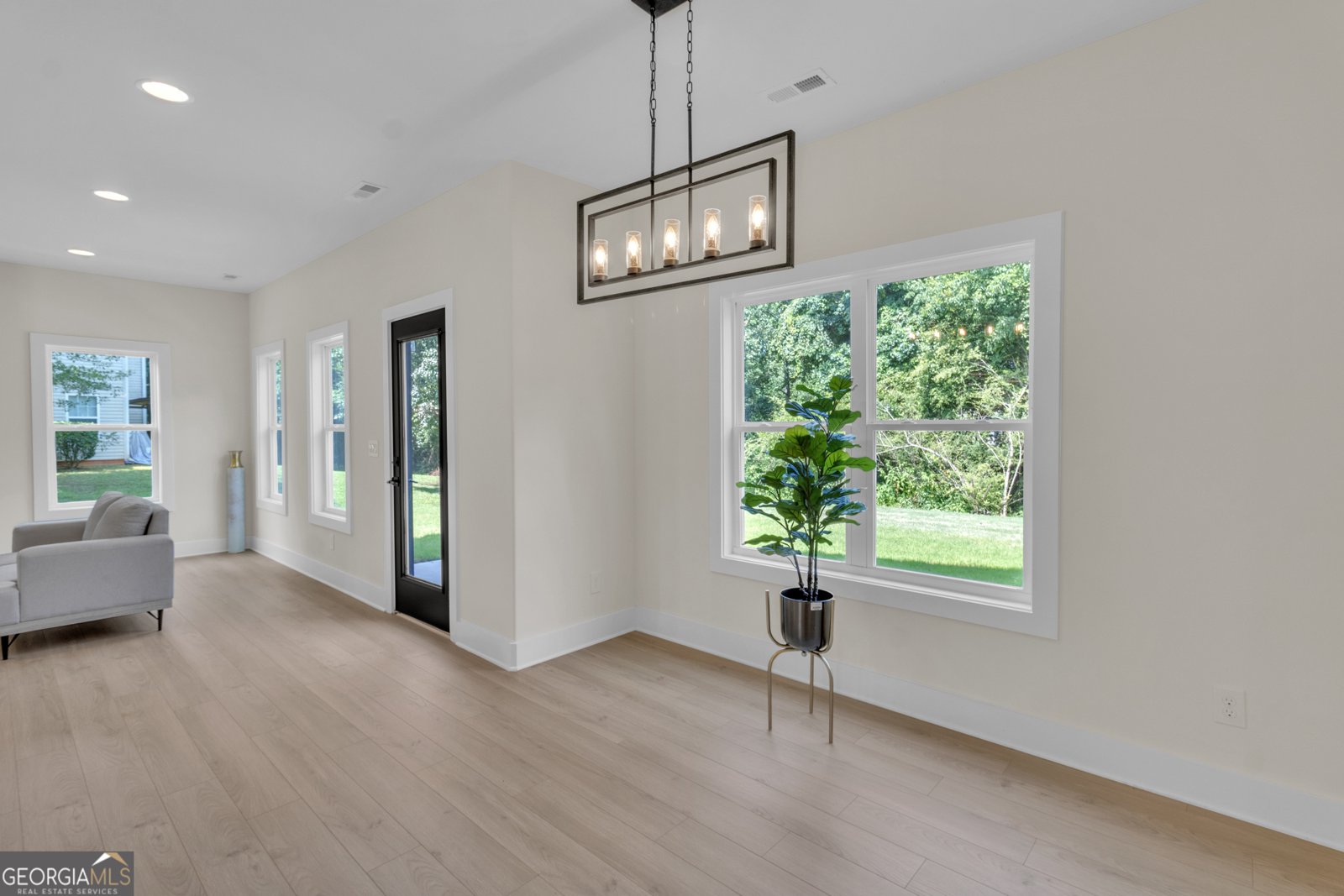 1128 E Shoreview Road Mcdonough - 11