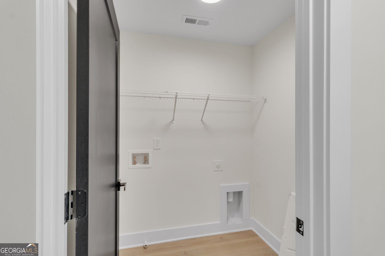 1128 E Shoreview Road Mcdonough - 31