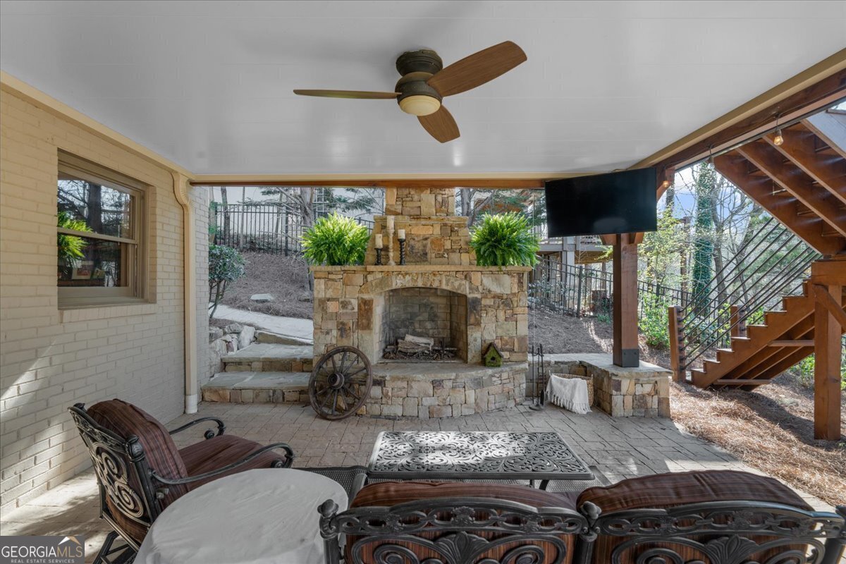 1525 Lockridge Drive Cumming - 41