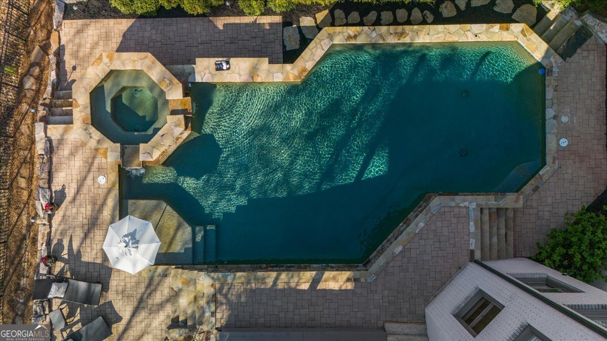 1525 Lockridge Drive Cumming - 43