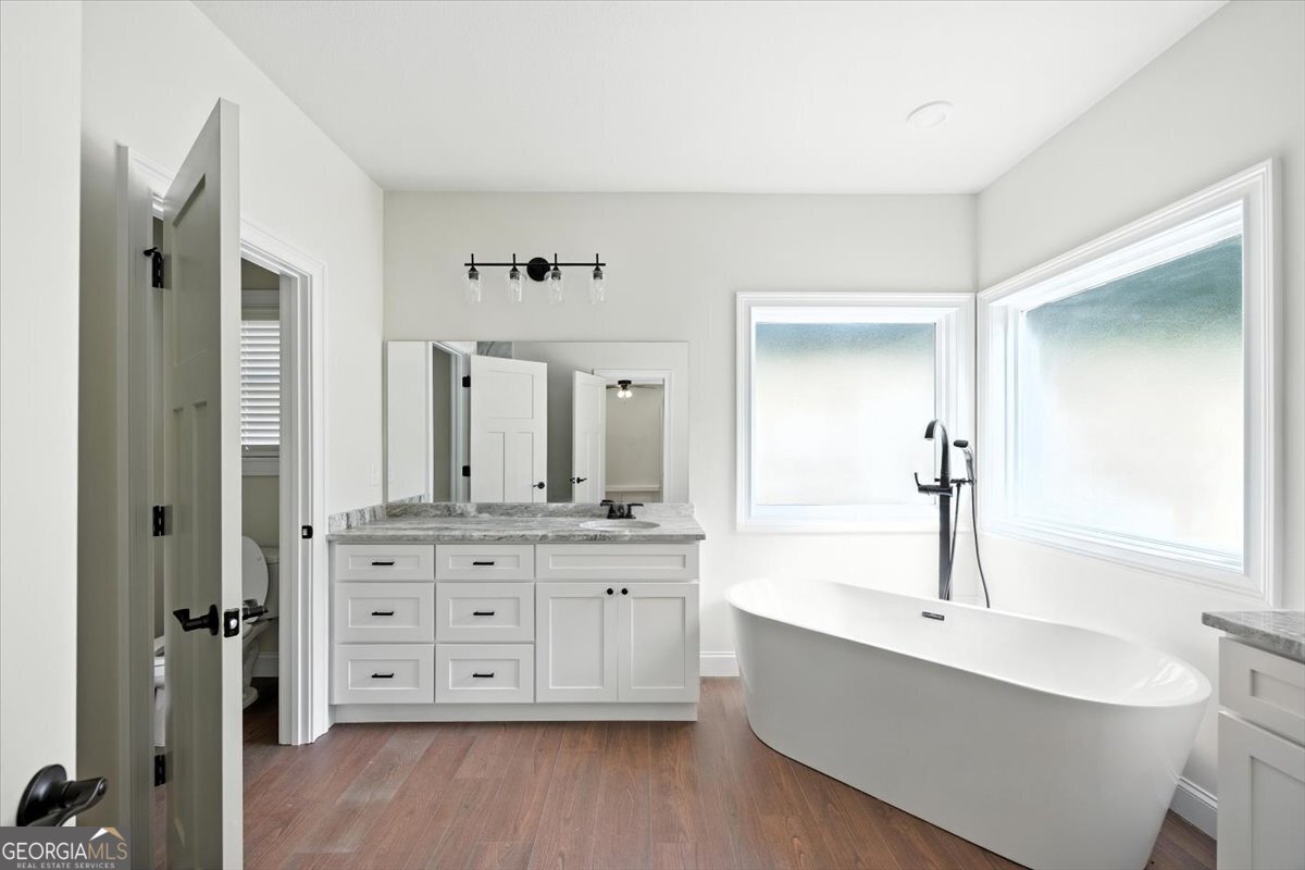 279 River North Boulevard Macon - 8