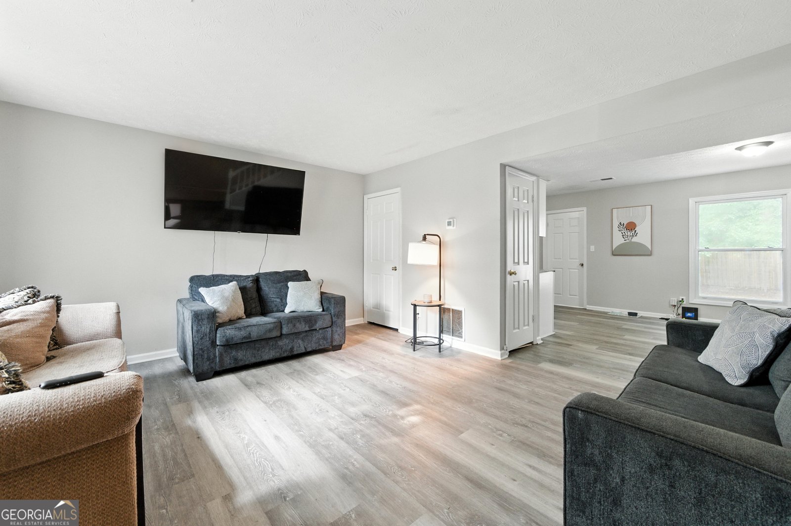 398 Patrick Henry Court Riverdale - 4