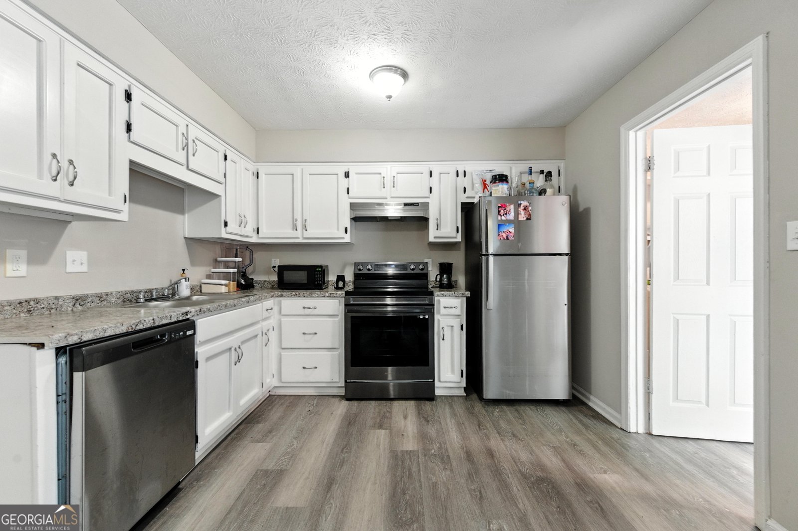 398 Patrick Henry Court Riverdale - 9