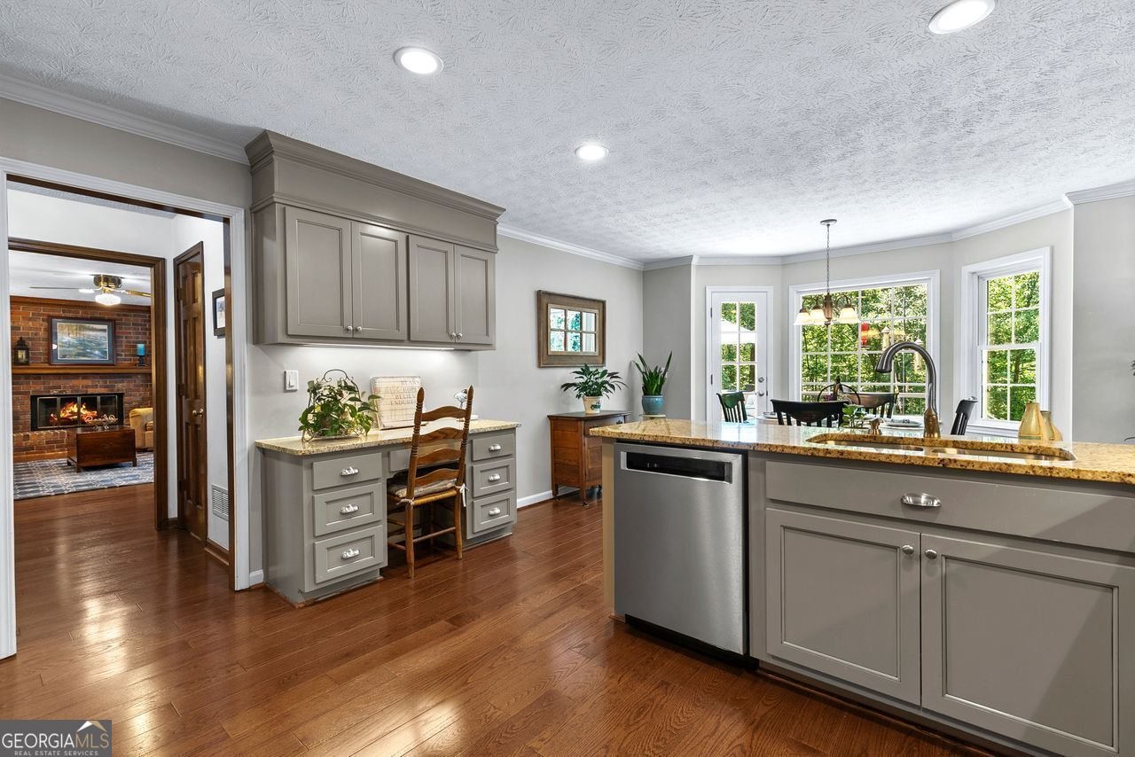 4875 RIVERCLIFF Lilburn - 5