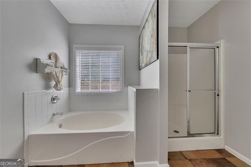 964 NATURAL BROOK Lawrenceville - 29