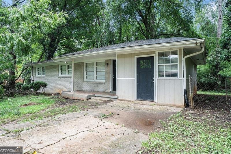 4009 KIRKSFORD Drive Decatur - 1