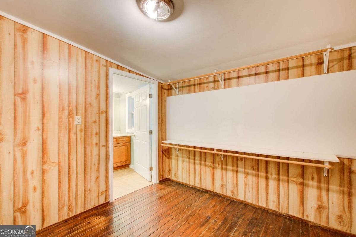 504 Little Victoria Road Woodstock - 10