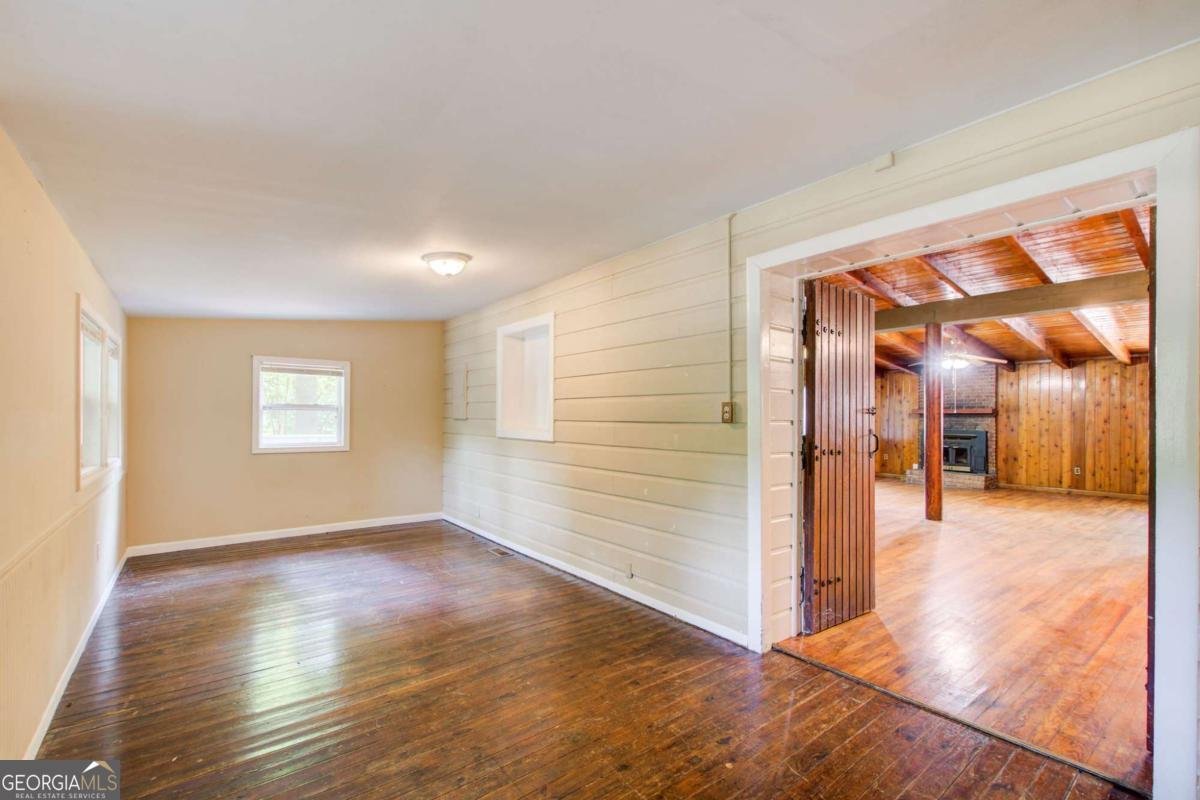504 Little Victoria Road Woodstock - 12