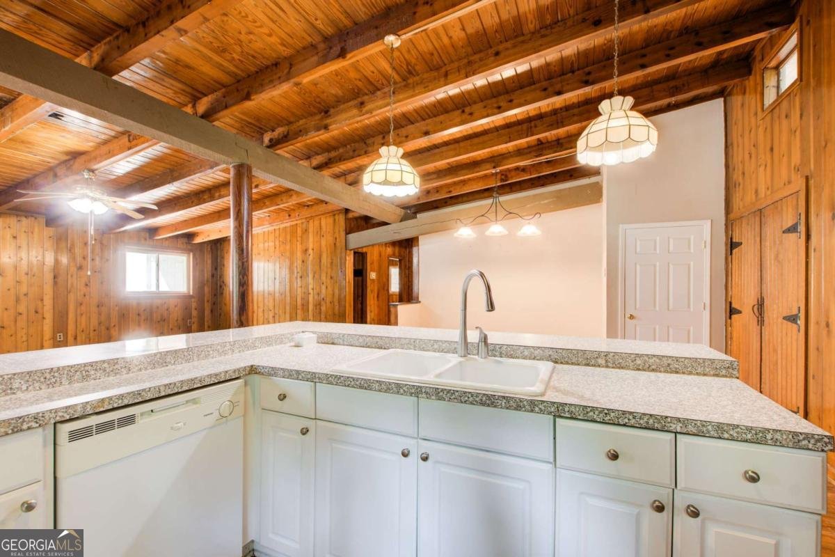 504 Little Victoria Road Woodstock - 6