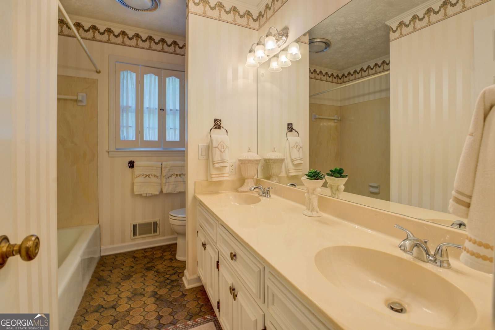 2400 White Pine Lane Mansfield - 31