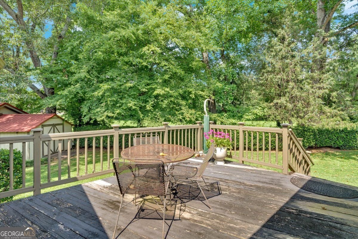 4866 Lilburn Stone Mountain Road Lilburn - 29