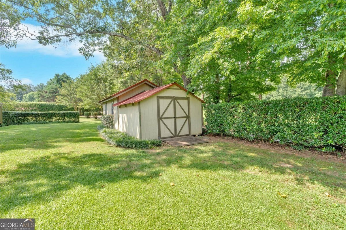 4866 Lilburn Stone Mountain Road Lilburn - 32