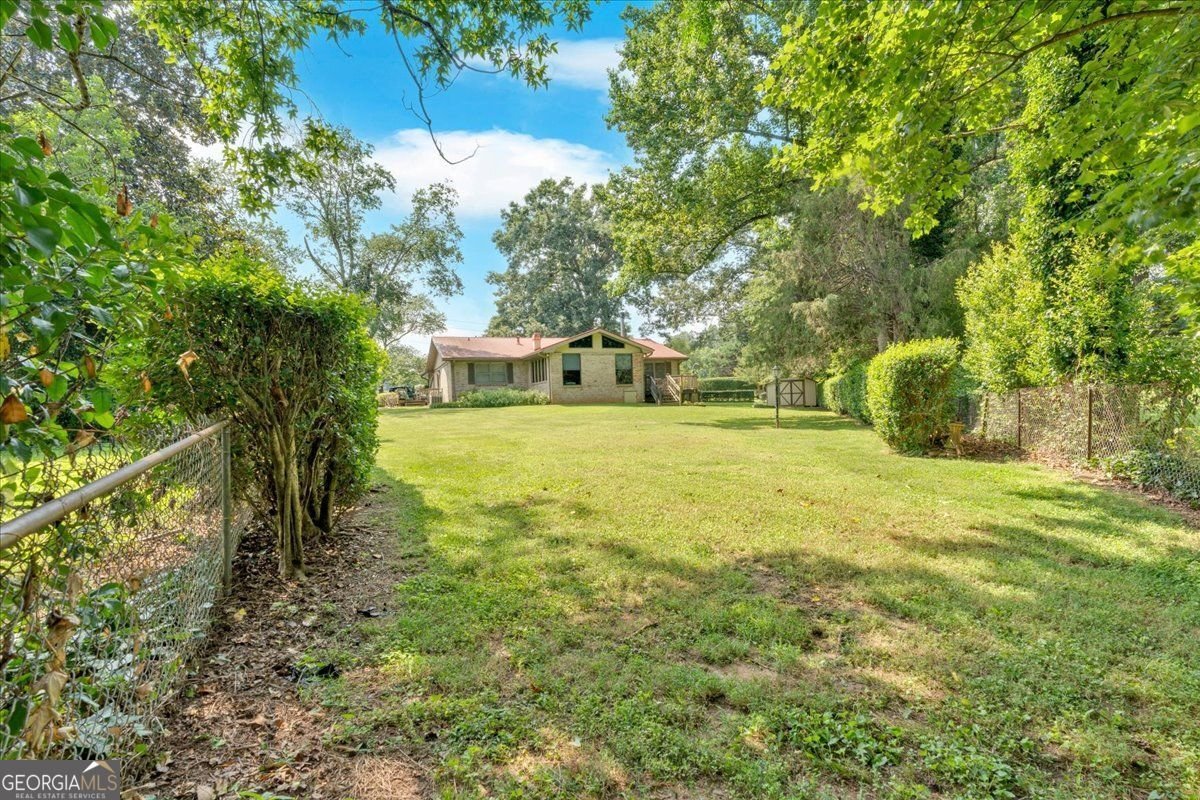 4866 Lilburn Stone Mountain Road Lilburn - 35