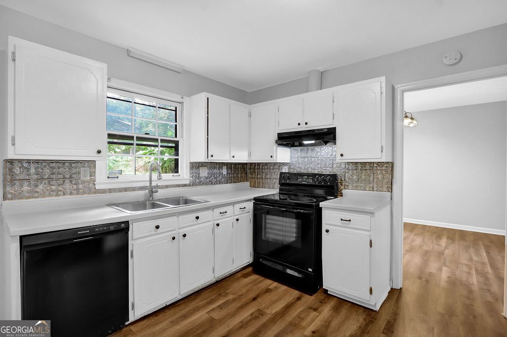 4246 Rue Saint Michel Stone Mountain - 22