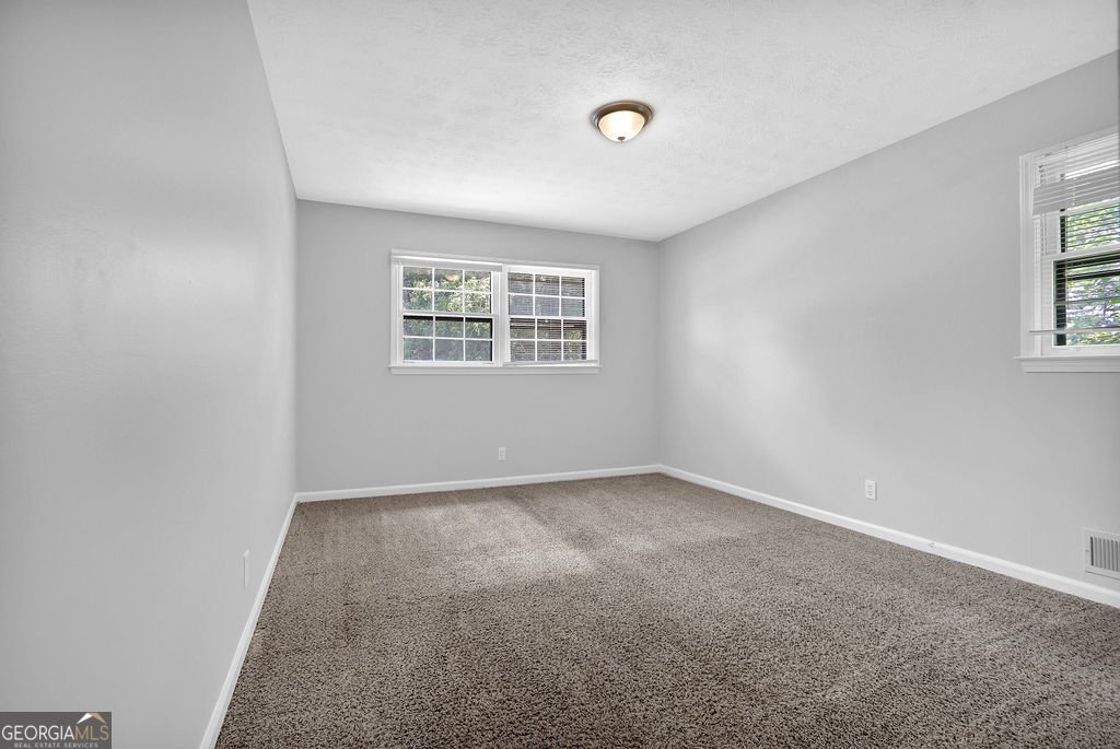 4246 Rue Saint Michel Stone Mountain - 29