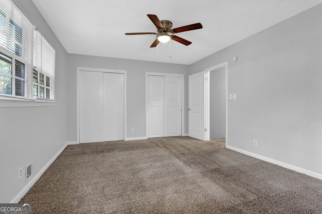 4246 Rue Saint Michel Stone Mountain - 32