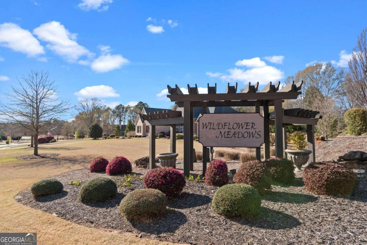 1118 Coralbell Drive Statham - 28