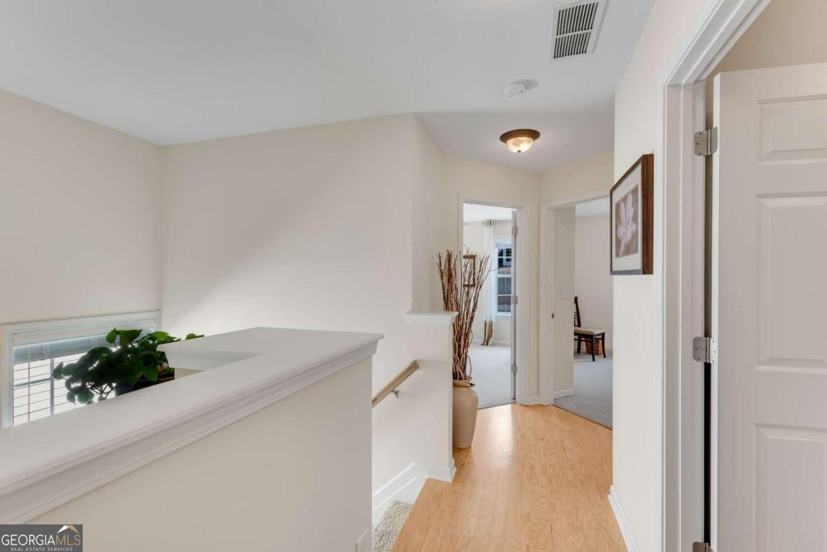 3733 Chattahoochee Summit Drive Atlanta - 24