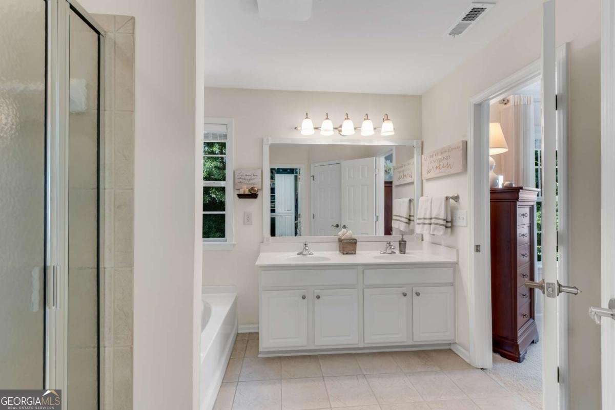 3733 Chattahoochee Summit Drive Atlanta - 30