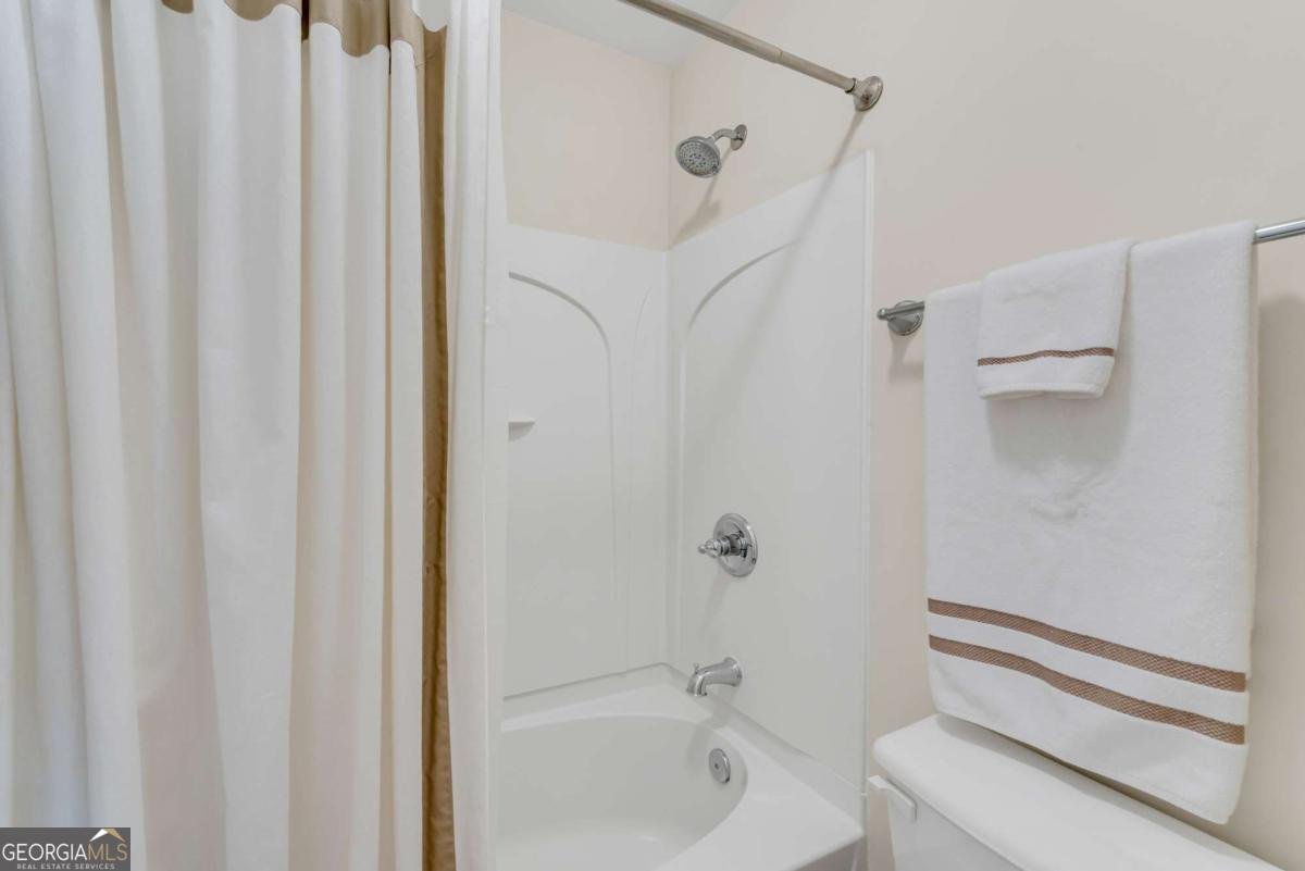 3733 Chattahoochee Summit Drive Atlanta - 40