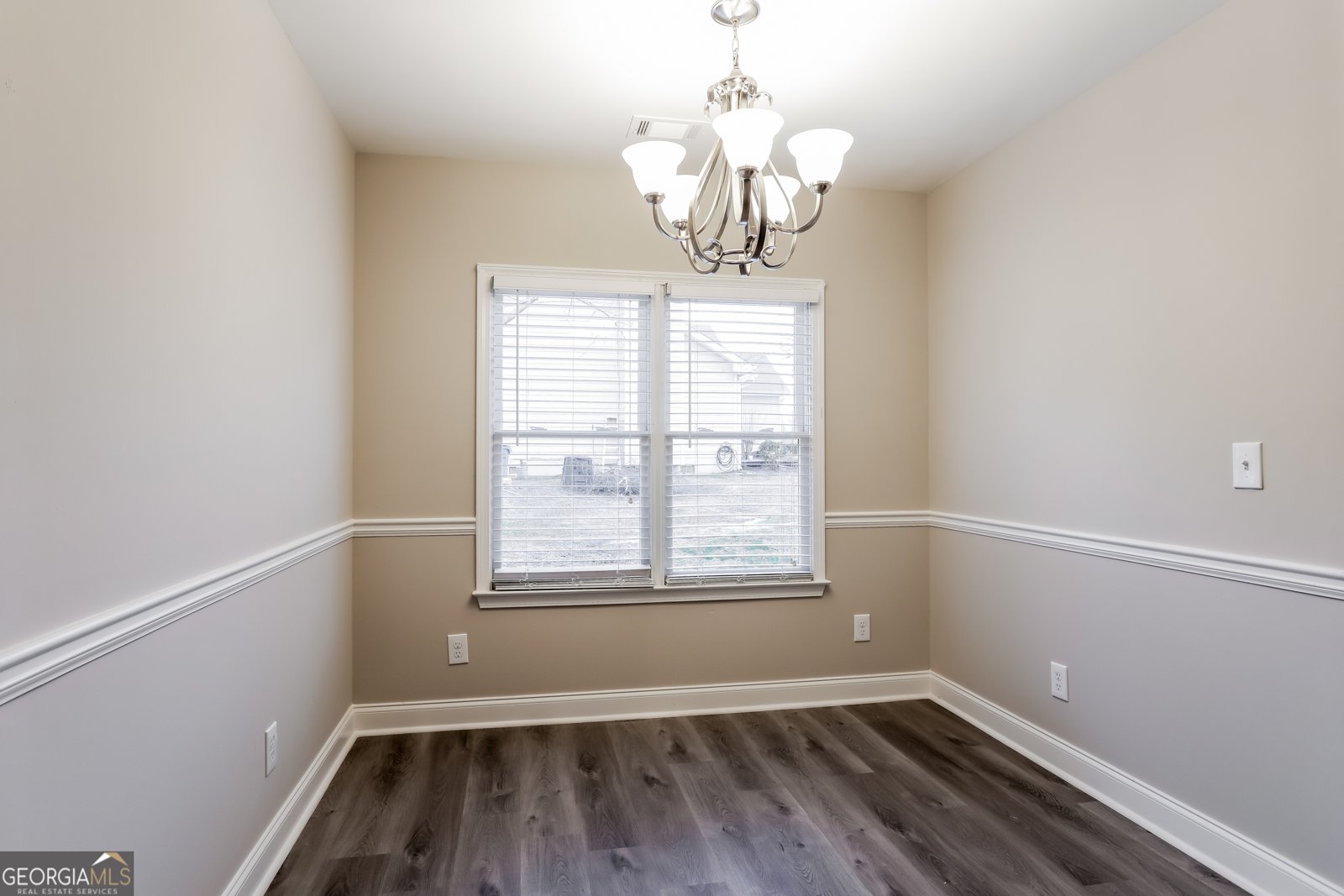 2082 Blackberry Lane Auburn - 12