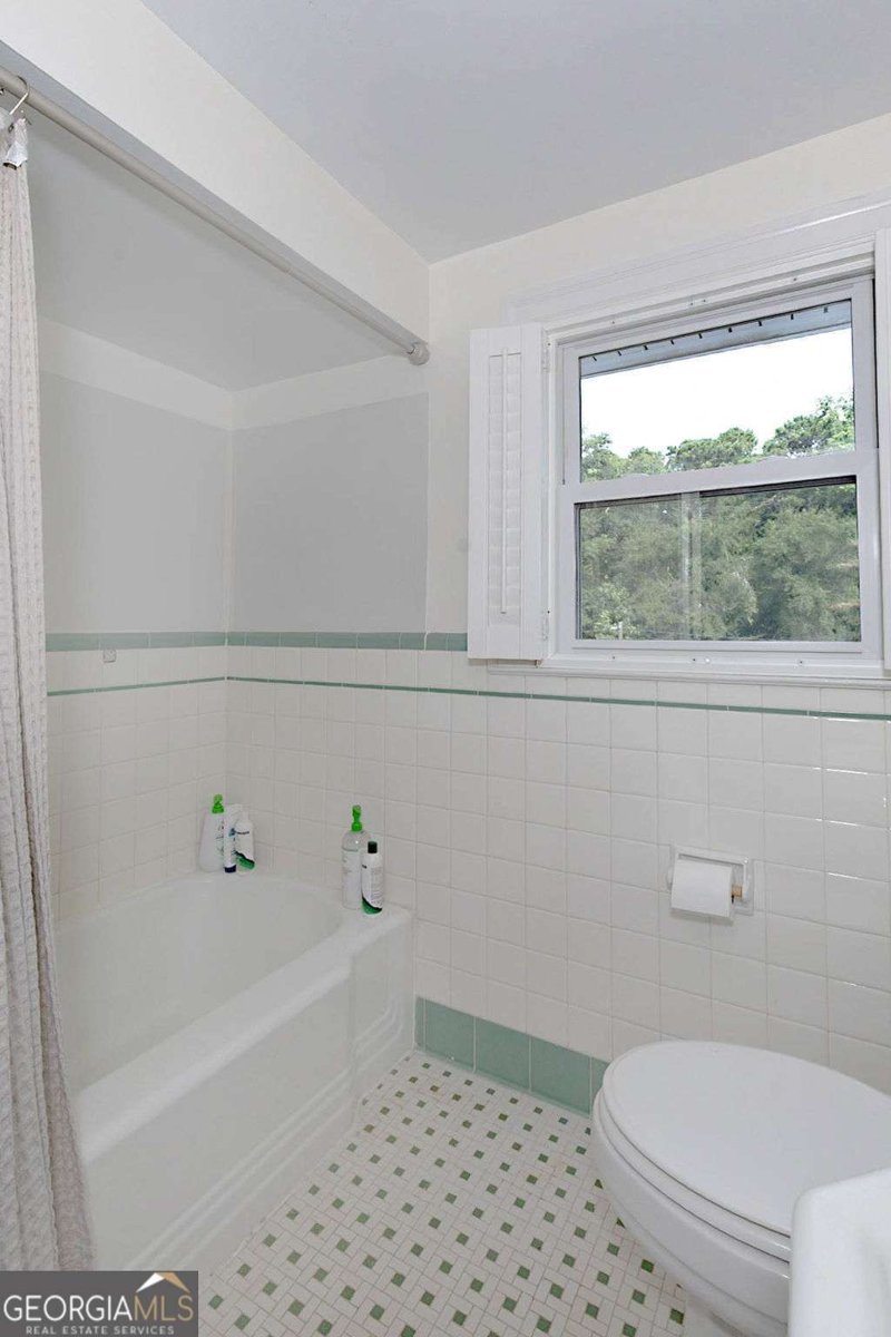 609 Moore Road Columbus - 21