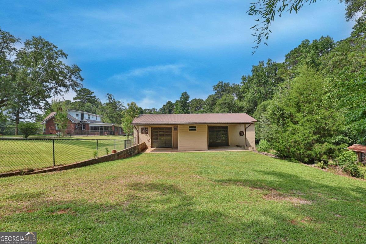 609 Moore Road Columbus - 32