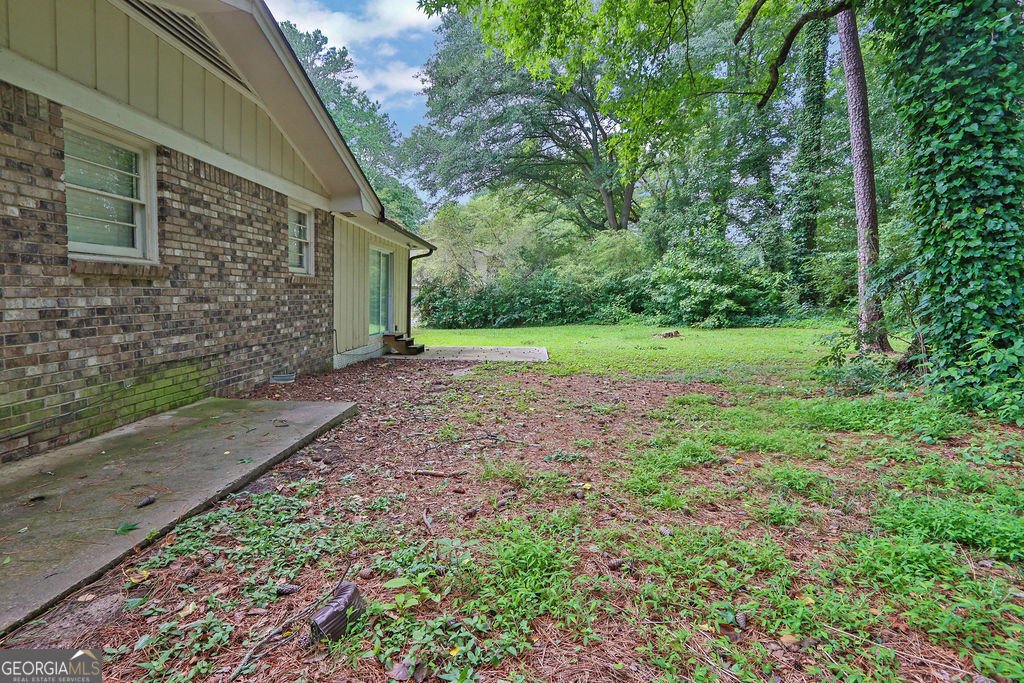 1724 Rhonda Lane Stone Mountain - 36