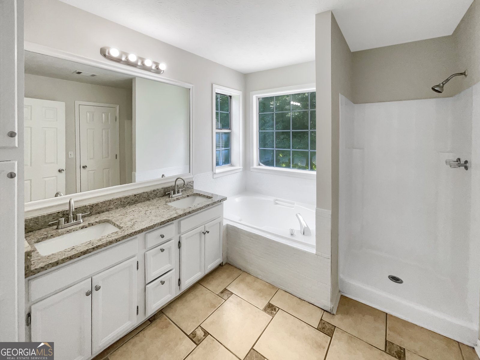 268 Heathrow Drive Riverdale - 7