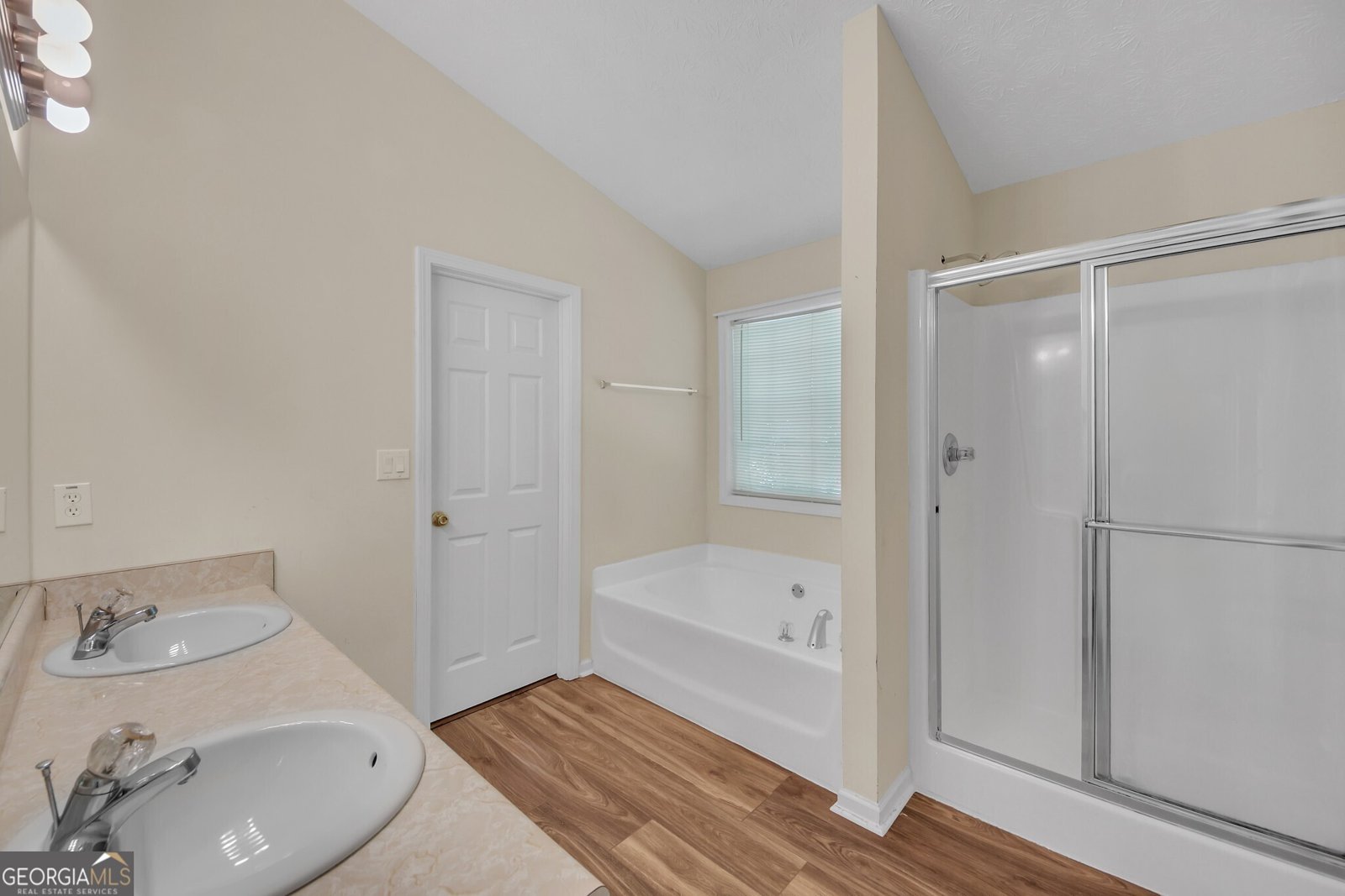 70 Prince Edward Way Covington - 17